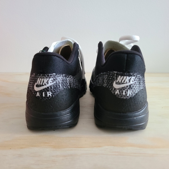 New Nike Air Max 1 Flynit - W size 6 - Picture 2 of 8